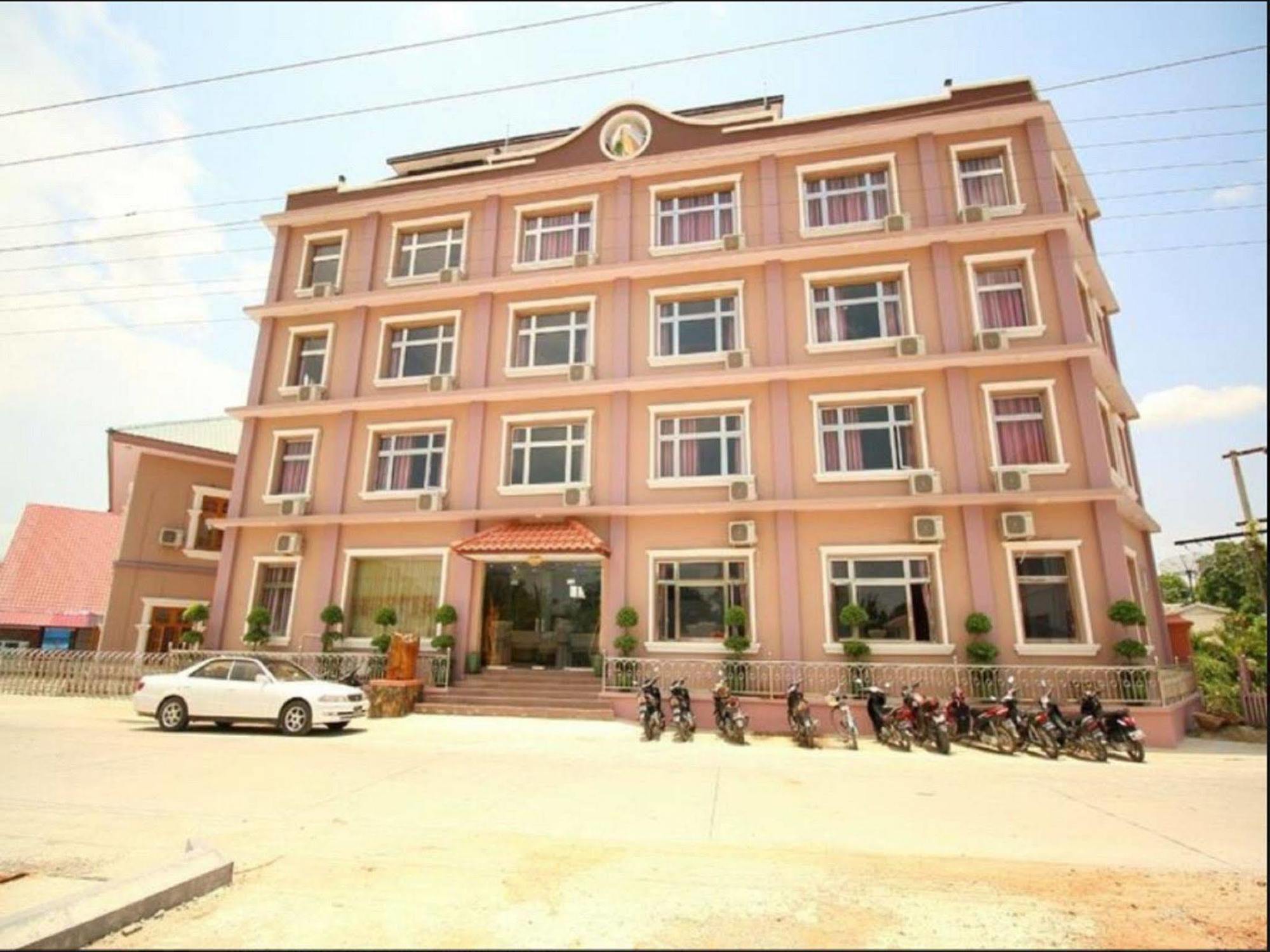 รอยัล นุง โย โฮเต็ล Hotel มัณฑะเลย์ ภายนอก รูปภาพ