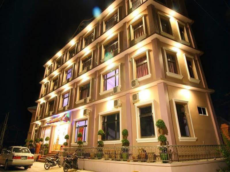 รอยัล นุง โย โฮเต็ล Hotel มัณฑะเลย์ ภายนอก รูปภาพ
