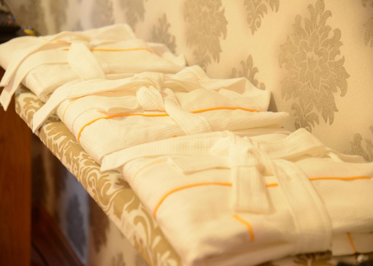 รอยัล นุง โย โฮเต็ล Hotel มัณฑะเลย์ ภายนอก รูปภาพ